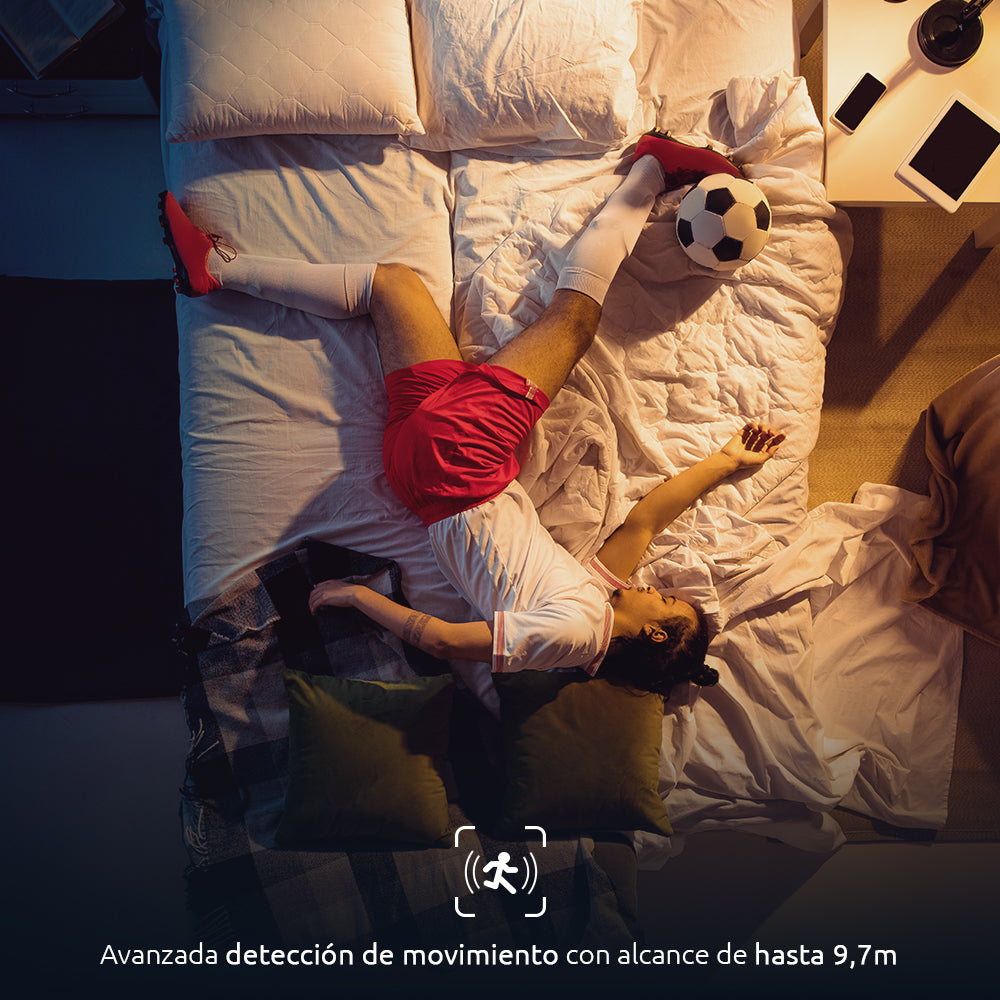 Cámara inteligente visión nocturna motorizada Wi-Fi® para interior
